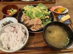 ニシクボ食堂