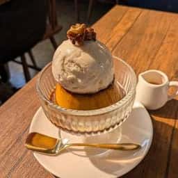 feb's coffee & scone Blucca店