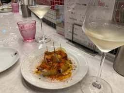 ワイン食堂ヒノマル ココノ ススキノ店