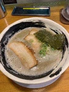 濃厚煮干とんこつラーメン 寝屋川 石田てっぺい
