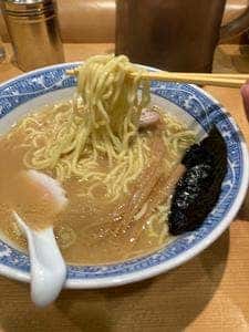 中華そば 青葉 川崎アゼリア店