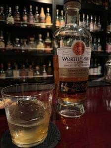 カクテル&ウイスキー REVOLBAR