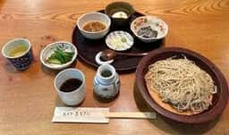 蕎麦切りあなざわ