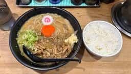 肉玉そばおとど 新宿店