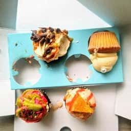 LOLA'S Cupcakes Tokyo 二子玉川東急フードショー店