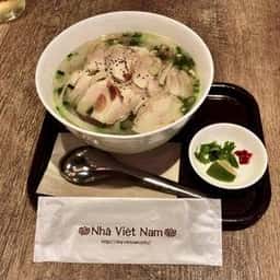 BISTRO by Nha Viet Nam 新宿店