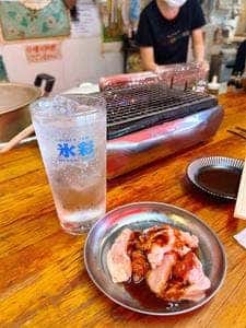 スタンド八とり本店