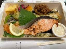 のり弁専門 くろべん