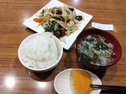 24時間 餃子酒場 秋葉原店