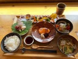 割烹きたざわ
