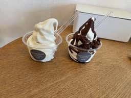 SOFTCREAM STAND toitoi