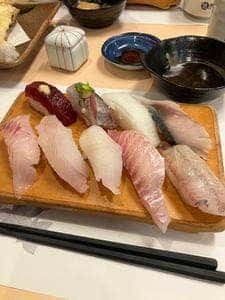 すし屋のかっちゃん