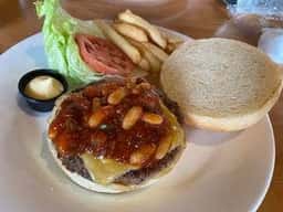 ストロングボスサルーン