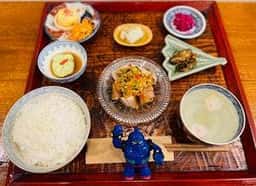 元町imari 骨董とカフェ