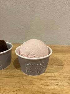 カヌレとアイス 浅草店
