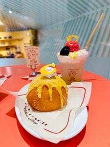 The Coach Coffee Shop