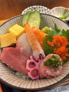 路地うら酒場 本町 あおい