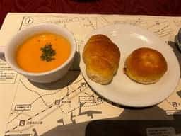 Boulangerie cafe dining Robinson