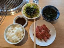 やきにくのにしもと