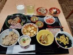 レストラン ロータス