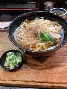 あじ川 うどん店