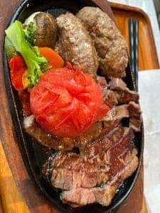 いしがまやハンバーグ MARK IS みなとみらい店