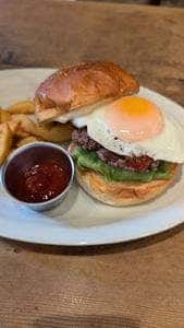 STRAND BURGERS