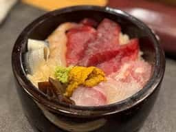 鮨 椛多屋