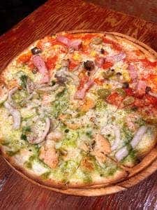 五感 ピッツア&ワイン 池袋西口店