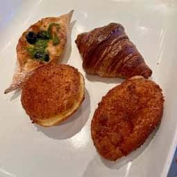 Boulangerie & Café goût 谷町四丁目店