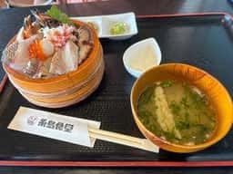 糸島食堂 唐津おさかな村店