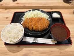 とんかつまるや 田町店