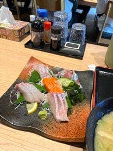 朝げ屋