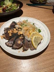 柳橋市場の藁焼きのお店 魚柳 はなれ