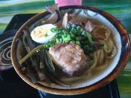 沖縄そば 森の家