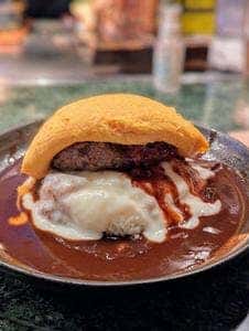 鉄板処 めぐろ