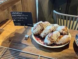 tricot.bakery and cafe