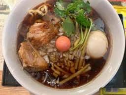 仮麺食堂