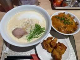 ふく流らーめん 轍 三宮店