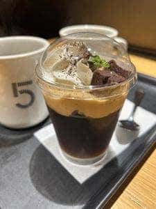 5 CROSSTIES COFFE エキュートエディション横浜店