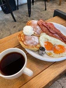 Flapjack's Breakfast and Lunch