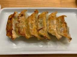 ひとくち餃子 ストライク