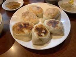 でっかい餃子 曽さんの店 代々木店