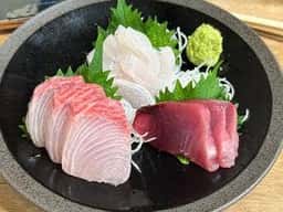 酒場 山加商店