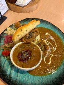 スパイスカレーMANTRA