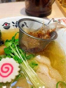 巻き鮨 中華そば 浜八