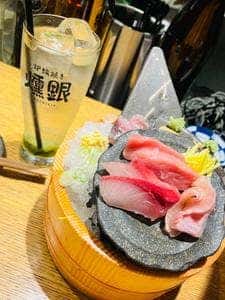 炉端焼き燻銀名駅西口店