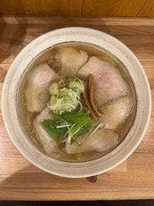 ワンタンメンの満月 三鷹店