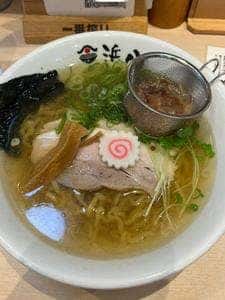 巻き鮨 中華そば 浜八