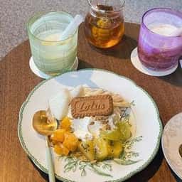 cafe milky greek 麻布十番店
